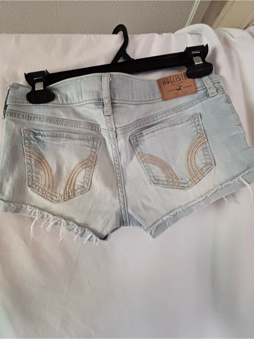 Hollister Faded Light Blue Denim Cutoff Shorts - Picture 3 of 5